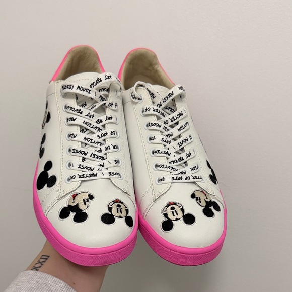 MOA Master of Arts Shoes - Disney x MOA Master of Arts Women's Mickey Mouse Sneakers - White and Pink